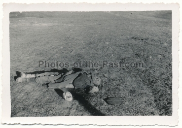 Erschossener russischer Soldat Ostfront Russland 1941