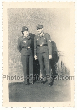 Konvolut 3 Fotos Luftwaffe Ärmelband General Wever Kampfgeschwader 4 - Frau in Uniform