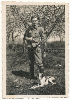 SS Rottenführer mit Hund Division Totenkopf