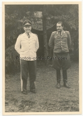 3 Fotos Generalfeldmarschall Kesselring in Orscha Belarus Waldlager Raubritter 4 - Ritterkreuzträger der Luftwaffe