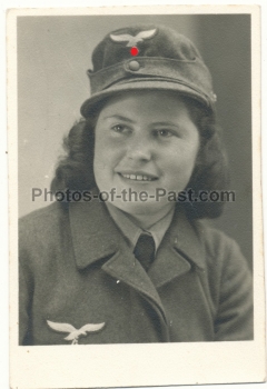 Portrait Nachrichtenhelferin der Luftwaffe