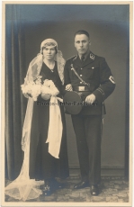 Hochzeitsfoto Portrait SS Scharführer der 7. SS Standarte mit SS Fingerring und Dolch