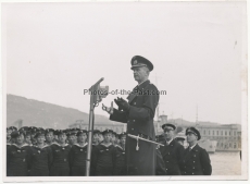 Ritterkreuzträger der Kriegsmarine - Großadmiral Dönitz in La Spezia Italien 1942 U Boot Kommandant mit Ritterkreuz neben italienischem Offizier