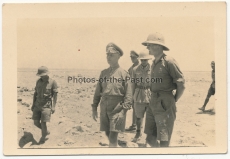 Ritterkreuzträger des Heeres - Wüstenfuchs Generalfeldmarschall Erwin Rommel mit Pour le Merite und Ritterkreuz in Afrika