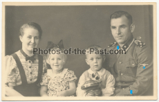 Portrait Waffen SS Unterscharführer der Leibstandarte SS Adolf Hitler mit Familie - Foto signiert 1942