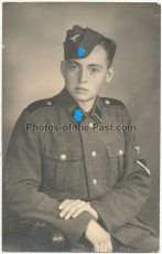 Portrait Waffen SS Sturmmann mit Schiffchen - Foto Atelier Betzdorf Rheinland Pfalz