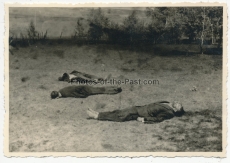 Erschossene Heckenschützen im Kampfgebiet der 21. Infanterie Division im Osten 1941