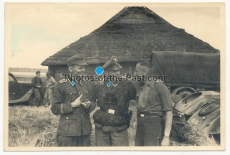 Waffen SS Offiziere an der Ostfront - SS Oberscharführer mit Schlupftarnjacke