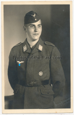 Portrait Gefreiter der Luftwaffe mit Abzeichen für Segelflieger 3. Stufe - Foto Atelier Detmold