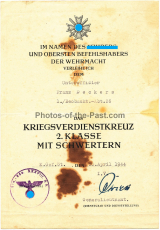 Verleihungsurkunde Kriegsverdienstkreuz II. Klasse mit Schwertern für einen Unteroffizier der Beobachter Abteilung 26