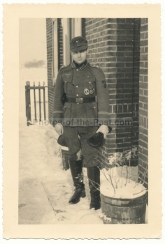 Portrait Spieß mit Krimschild und Infanterie Orden EK usw...