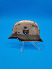 Fotoalbum Auflage Wehrmacht Stahlhelm ca. 8x5cm. Metall 2 Splinte