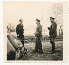 Ritterkreuzträger des Heeres - Offizier vom Panzer Grenadier Regiment Großdeutschland mit Ärmelband und deutschem Kreuz in Gold