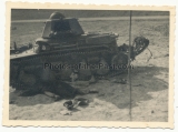 Toter französischer Soldat am Char Panzer an der Westfront