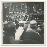 Partei Offizier auf dem Marsch durch eine Stadt - 1. Reihe von links Reichsführer SS Heinrich Himmler