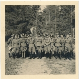 Ritterkreuzträger des Heeres - General der Infanterie Hans Schmidt mit Generalstab IX. Armeekorps