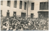 Der Führer Adolf Hitler in einer Menschenmenge