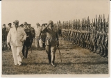 Generalfeldmarschall Hermann Göring mit dem italienischen Luftmarschall Italo Balbo auf dem Flugplatz Staaken