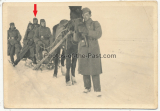 Ritterkreuzträger des Heeres mit Kameraden im Winter 1943 in Rshew Russland