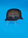 Fotoalbum Auflage Wehrmacht Stahlhelm ca. 5x7cm. Metall 2 Splinte