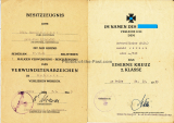 2 Dokumente EK II Verleihungsurkunde und Besitzzeugnis Verwundetenabzeichen in Schwarz für einen Unteroffizier vom Grenadier Regiment 743