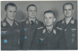 Ritterkreuzträger der Luftwaffe - Hauptmann Konrad Knabe mit Besatzung - Aufklärungsgruppe 126 Deutsche Kreuz in Gold Träger