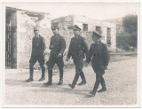 Ritterkreuzträger des Heeres - 5 Fotos Oberst Sylvester von Saldern Kommandeur II./ Infanterie Regiment 65 Verabschiedung auf Kreta